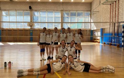 Področno tekmovanje v mali odbojki – zmaga naših deklet!